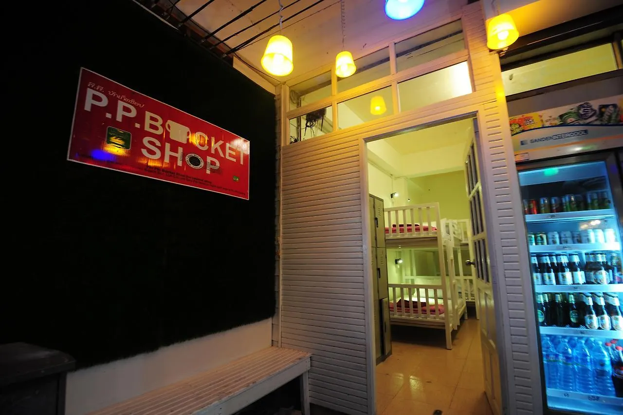 Phi Phi Bucket Hostel 0*, Phi Phi Don Thailand