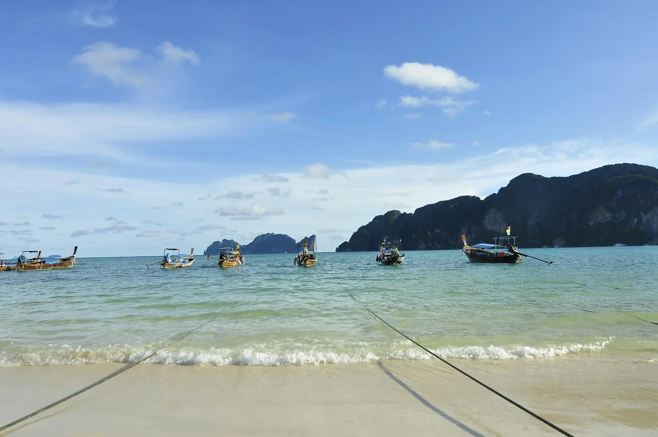 Phi Phi Bucket Hostel