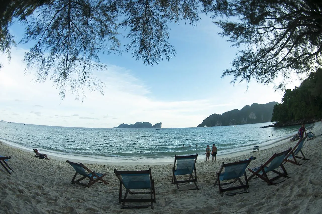 Phi Phi Bucket Hostel
