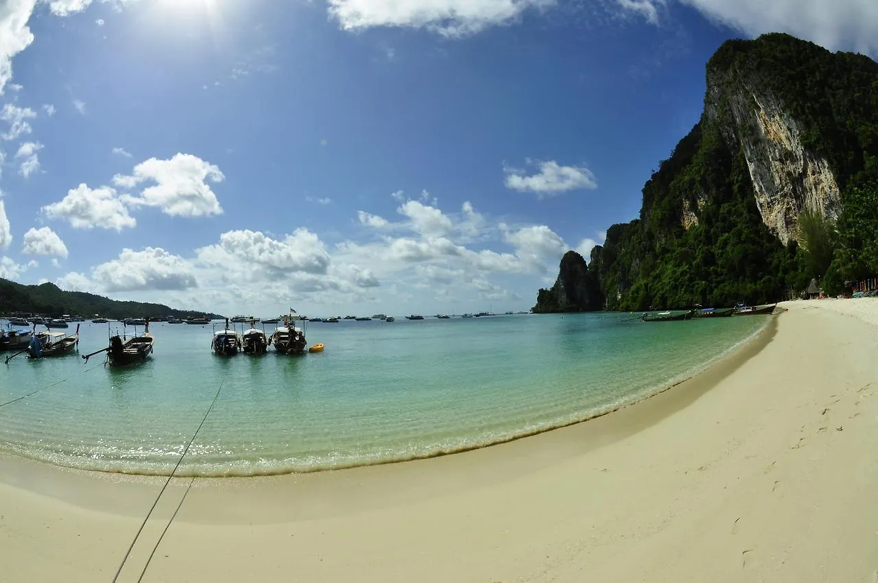 Phi Phi Bucket Hostel  Phi Phi Don